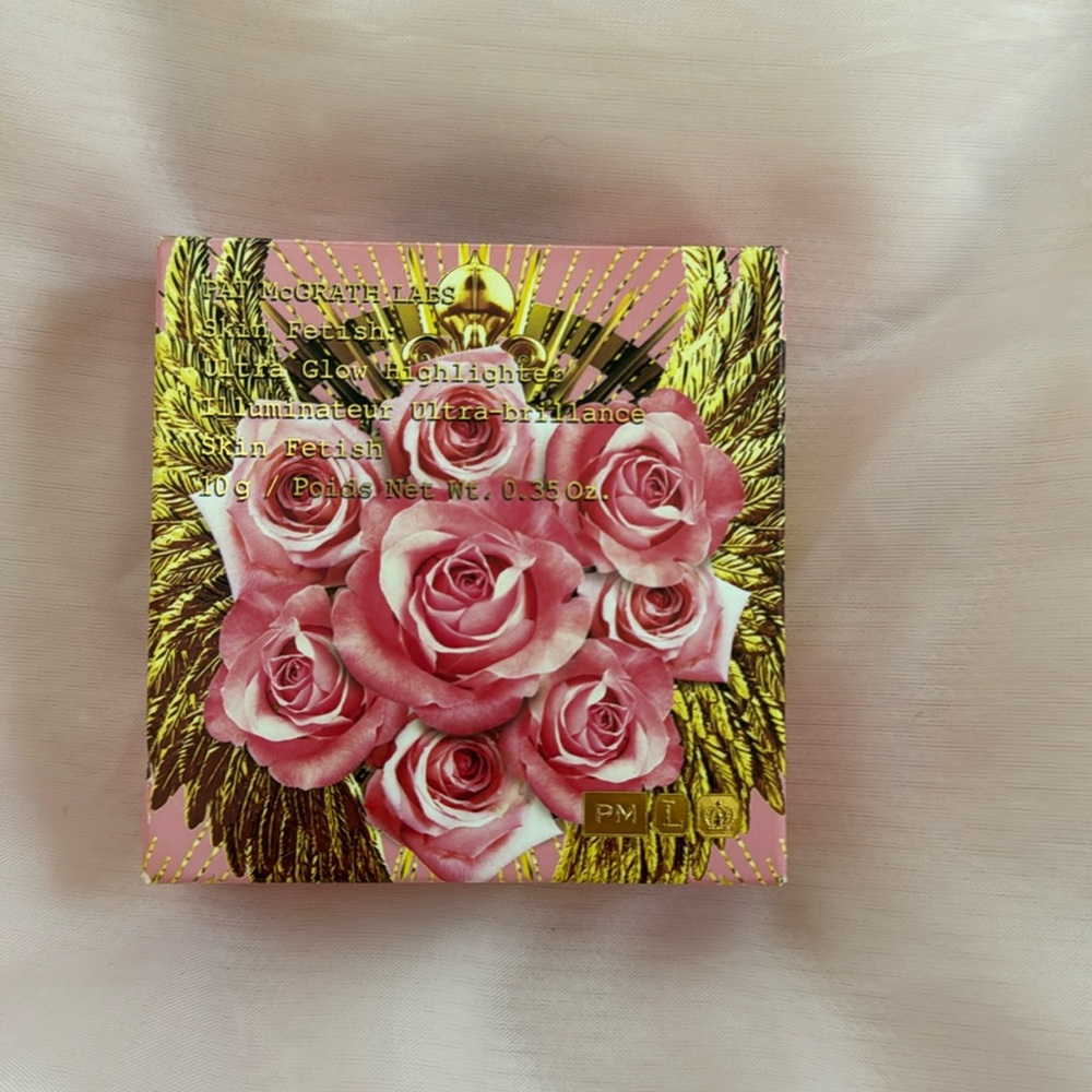 Pat McGrath divine rose highlighter